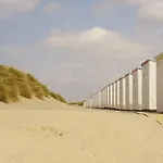 Amalia, Ontspannen Aan Zee In * אוסטדאונקרק