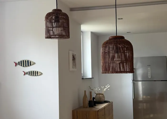 Amalia, Ontspannen Aan Zee In