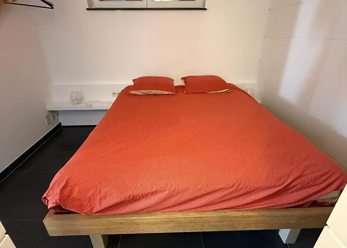 Amalia, Ontspannen Aan Zee In *